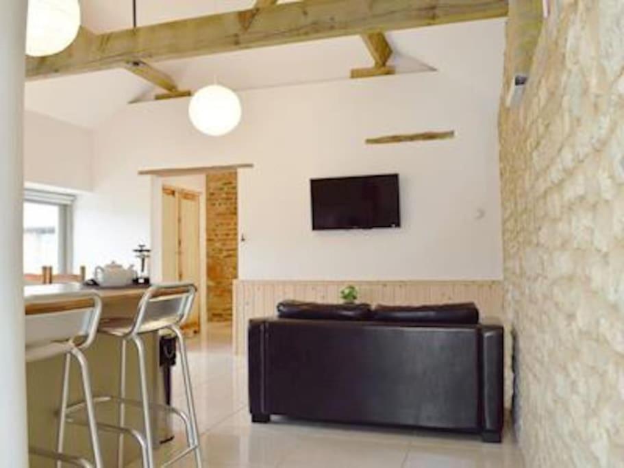 Mole Hole Apartamento Towcester Exterior foto