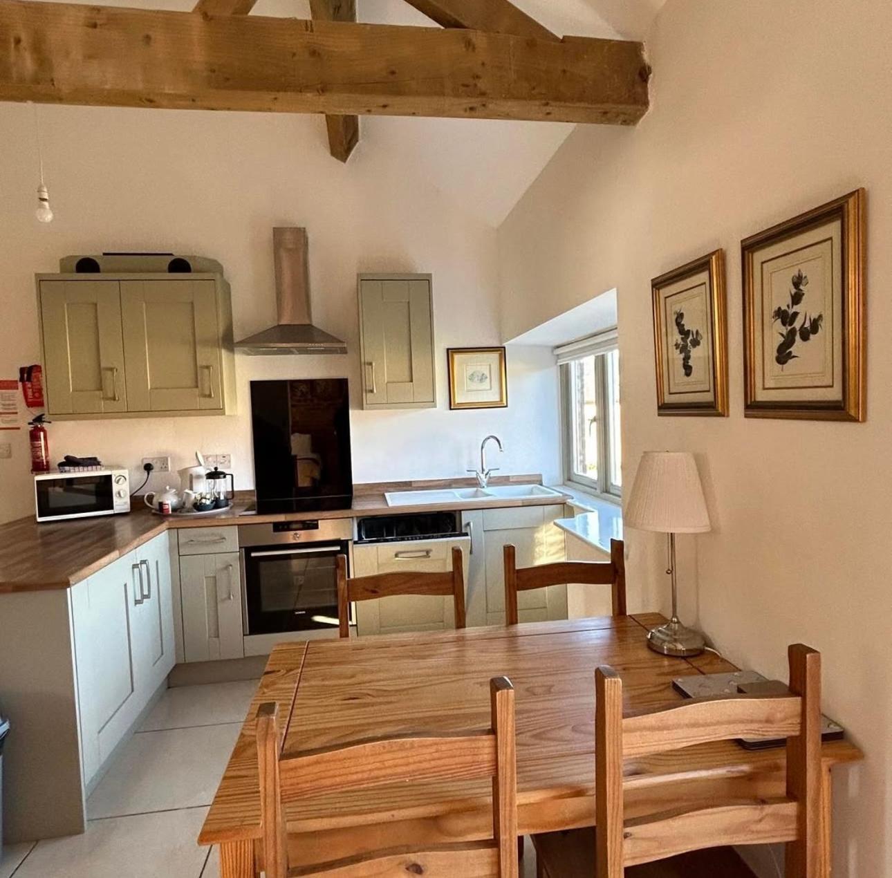 Mole Hole Apartamento Towcester Exterior foto